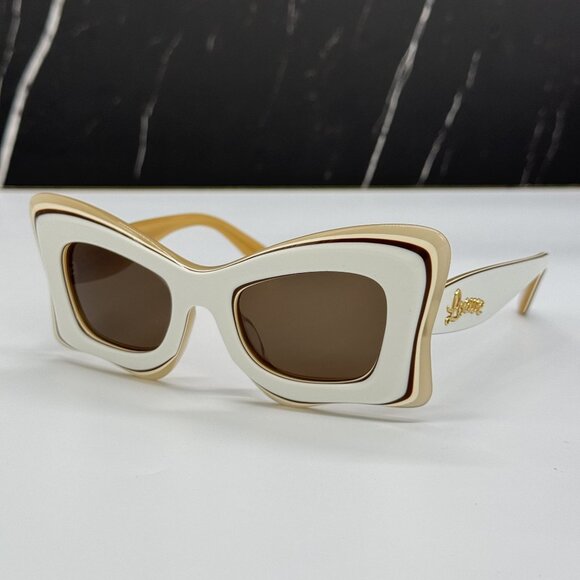 NEW LOEWE LW40140U 25E WOMEN SUNGLASSES BLACK CAT EYE LOEWE EYEWEAR - Picture 1 of 12